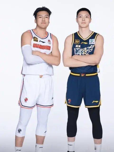 杜锋遇到新赛季最大的难题。广东新赛季目前取得6连胜保持不败，但是杜锋遇到新赛