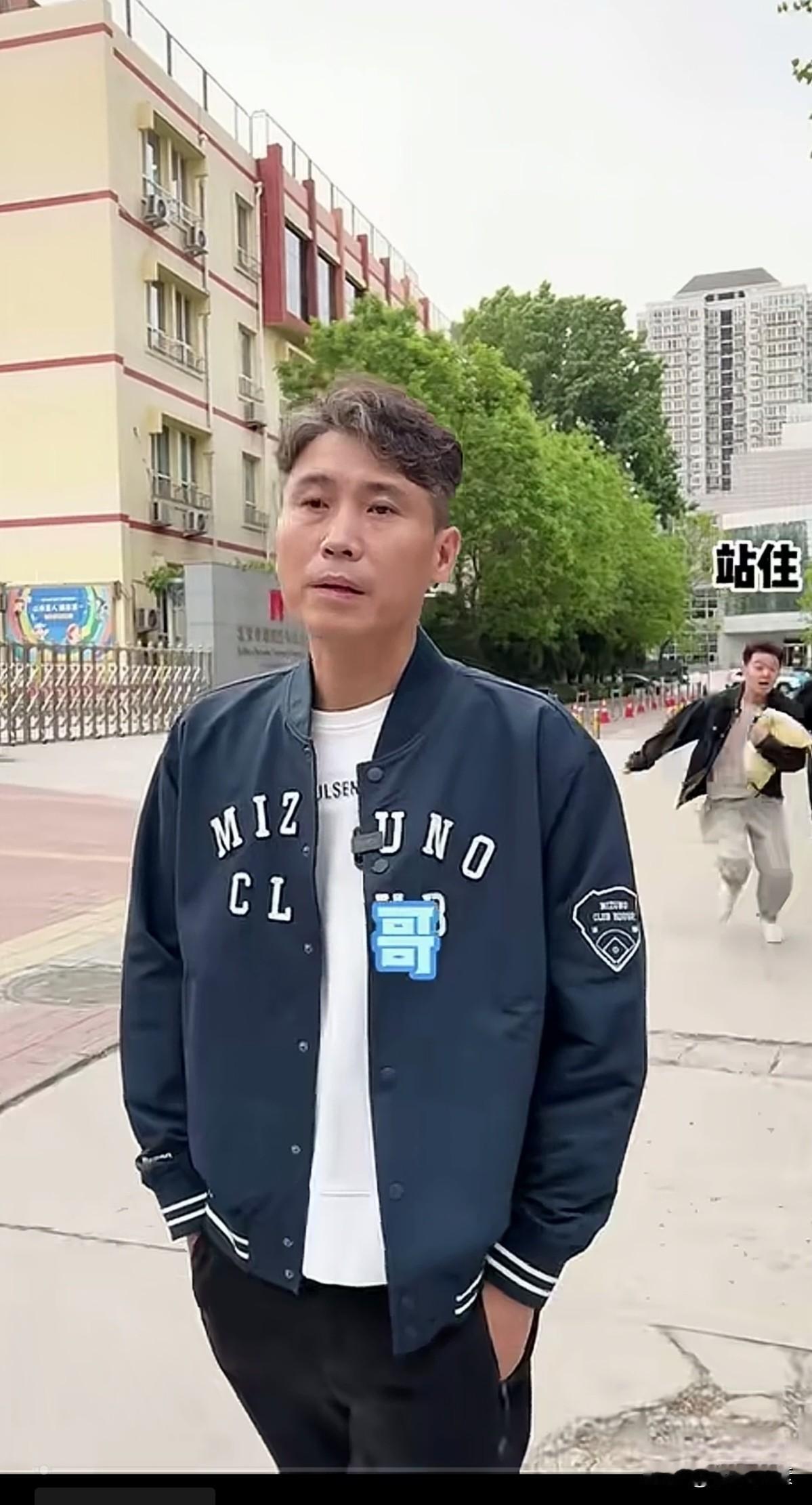 李乃文做人低调，演技好又没有绯闻，妥妥的实力派。这样的好演员我喜欢！