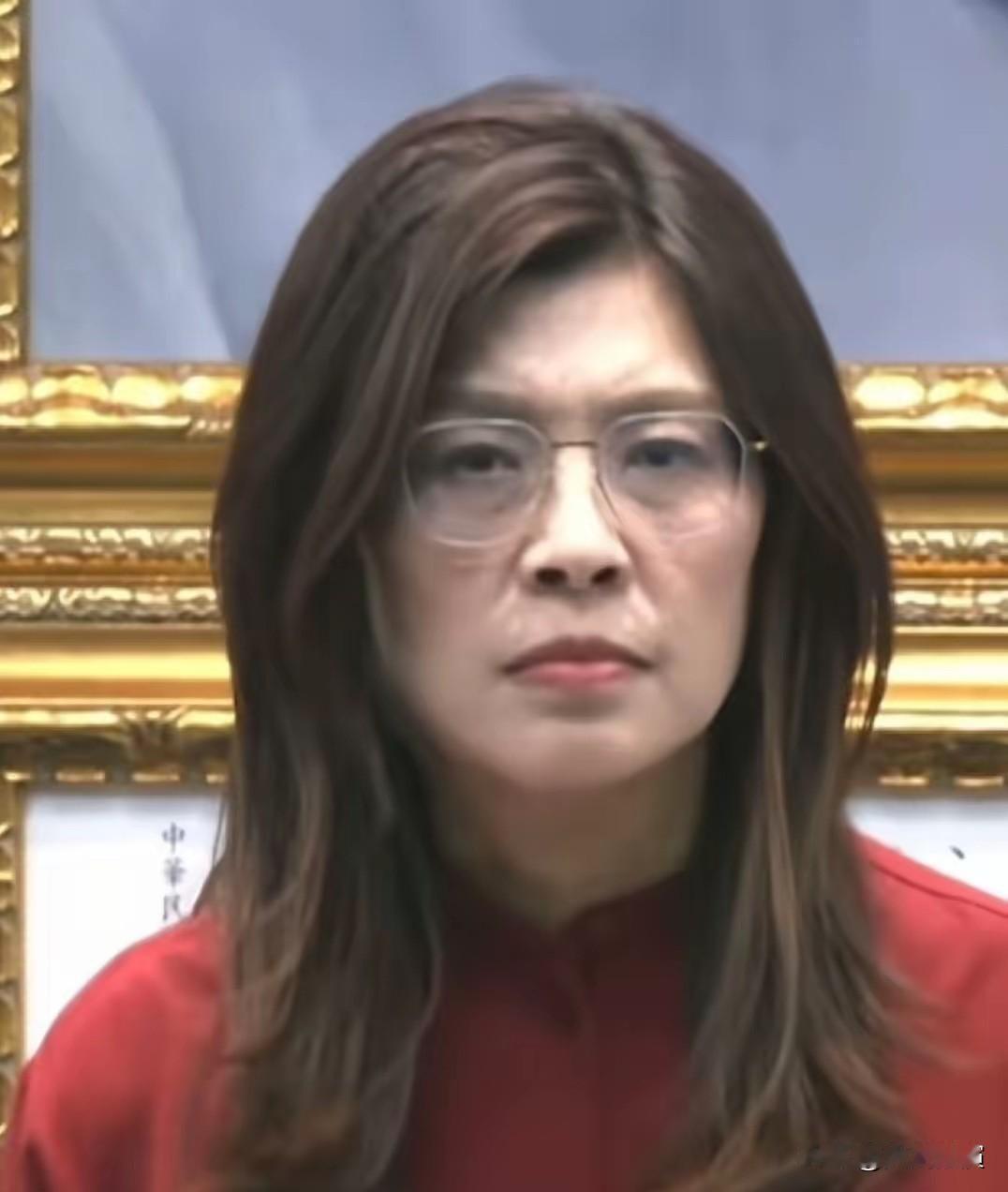 郑丽文4月22日在台湾发表讲话：郑丽文这次在台湾公开说话，句句都说到点子上，