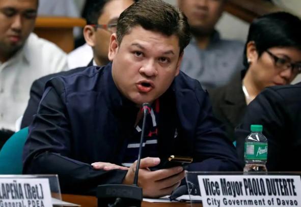 中东那边还在打个不停，千里之外的菲律宾政坛，已经乱成了一锅粥，菲律宾前总统之子发