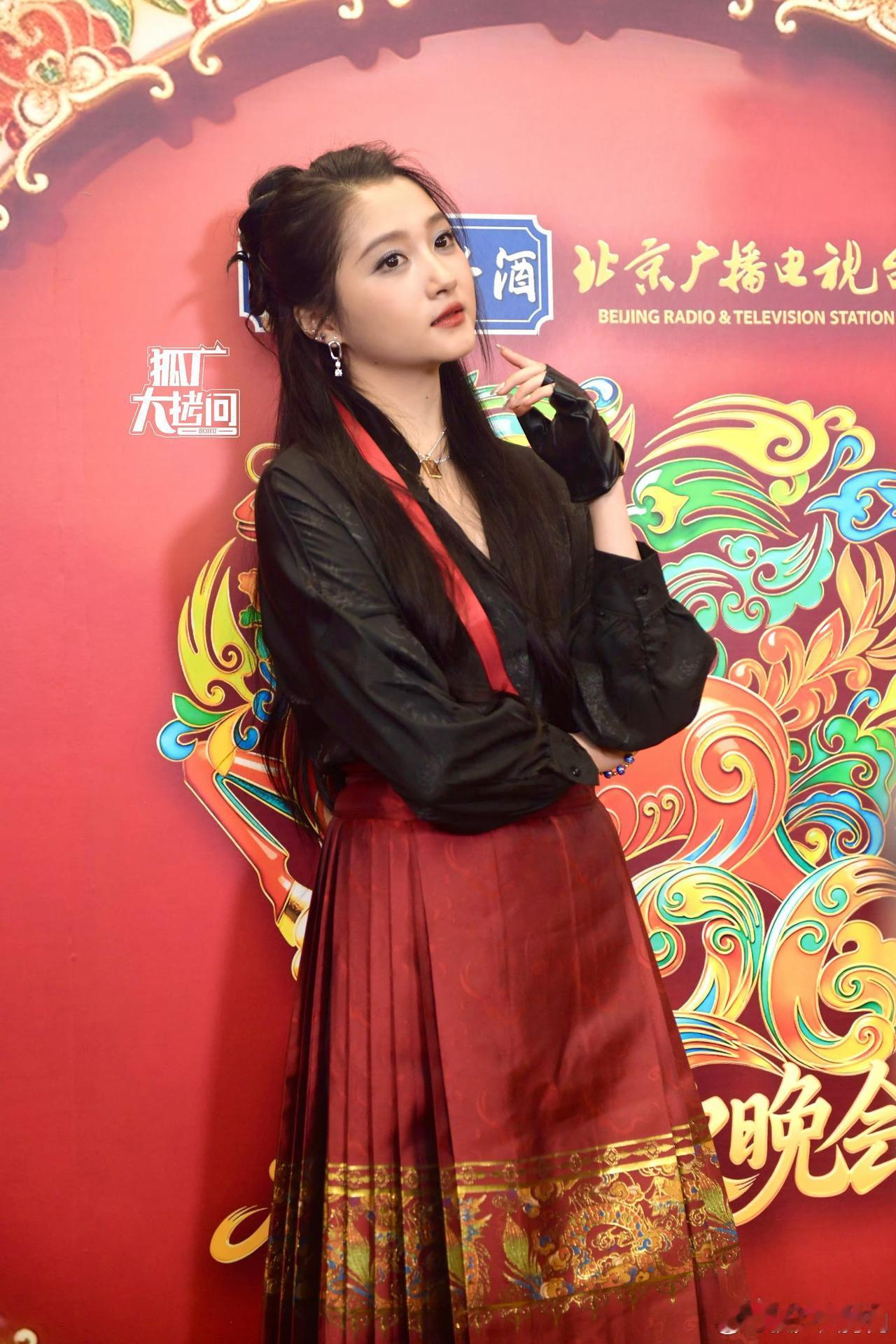 关晓彤长胖了，你更喜欢了吗？