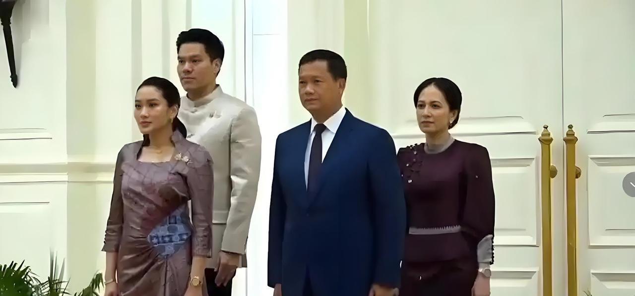 女人有了外表，还要靠气质、打扮来修饰，这样完全可以提升几个档次。女人的气质，有