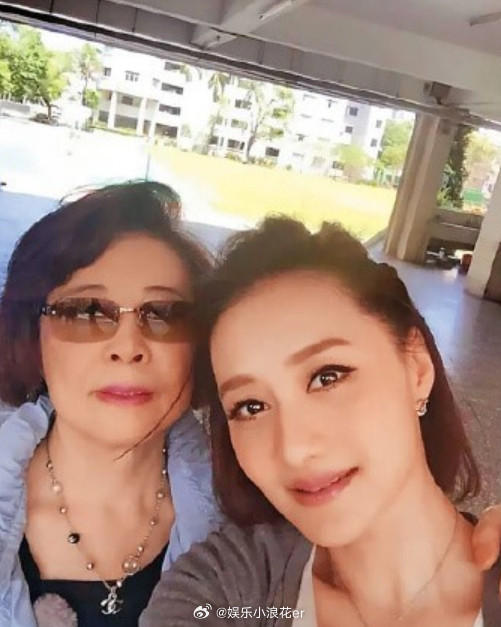 陈德容大姐否认母亲报警近日，台媒曝陈德容三姐妹因母亲照护及台北房产归属问题产生