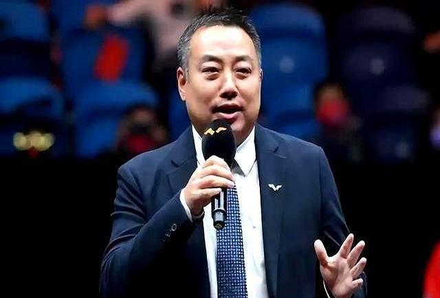 刘国梁正式退出！在国乒干了36年，现在的级别和年薪如何？这几年可真没让网友们闲