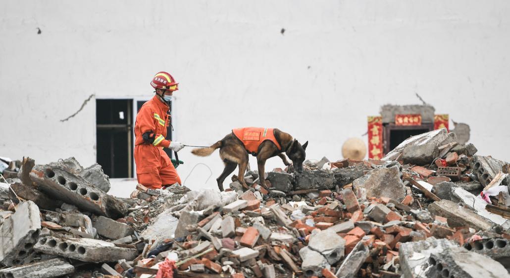 每当中国发生重大天灾时，为什么敌对国家不趁虚而入？那你可能不知道，在08年汶