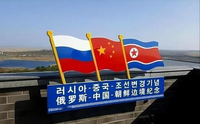 美国敢不敢打朝鲜？答案是，不敢！不是美国打不过朝鲜，也不是美国害怕朝鲜的洲际导弹