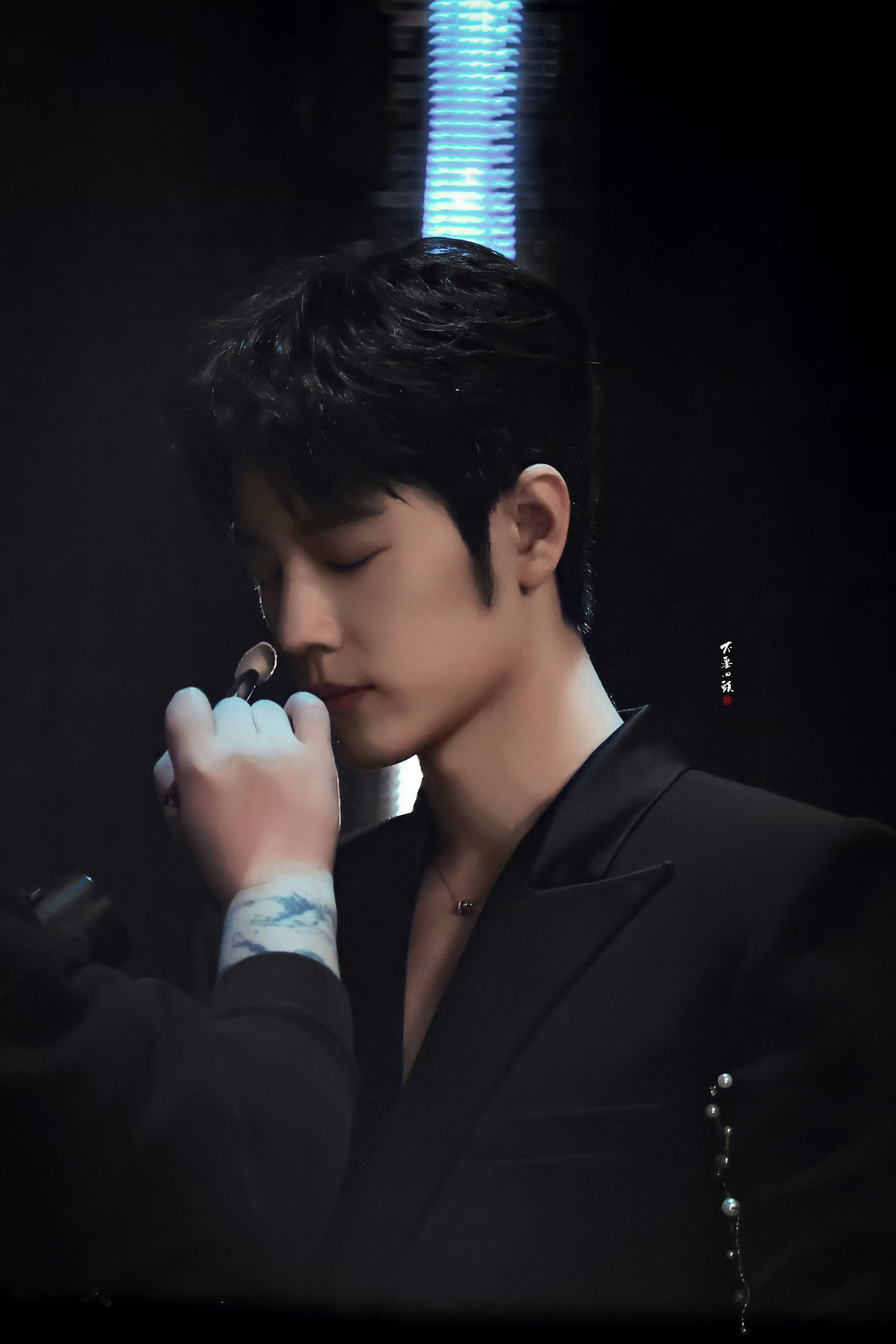 你是我生命中的阳光，无论何时何地，都能温暖我的心房。肖战◎向全世界安利我担