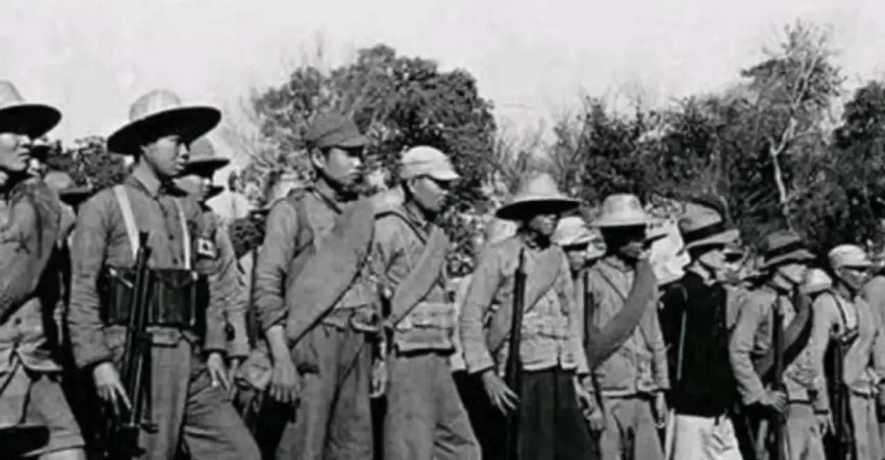 1955年，开封火柴厂一个叫田火的工人喝多了，对着姘妇吹牛：老子当年在东明杀过八