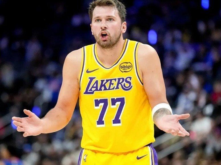 随着东契奇没进入MVP候选名单，也带来了以下三个重要的连锁反应：1、东契奇很可能