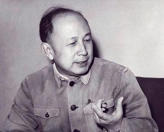 1964年12月26日，毛泽东71岁生日，没有大宴，只是私底下邀请周恩来、朱德、