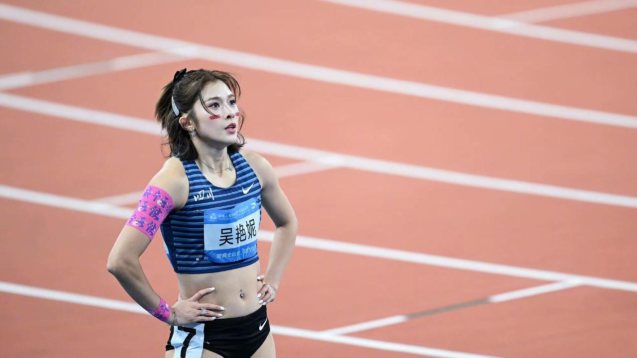 吴艳妮当初放话：只要我不失误，在国内我遥遥领先，亚洲第一。四年前的吴艳妮：第二