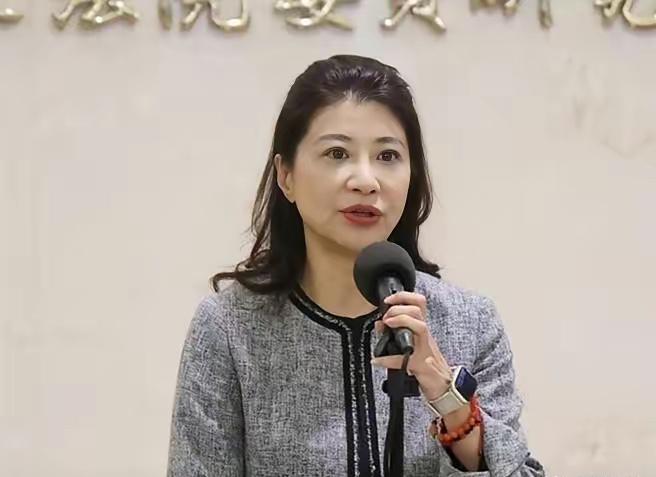 国民党拒出席今军购协商民进党急了，因为今天谈军购，国民党直接没来。绿营林楚茵