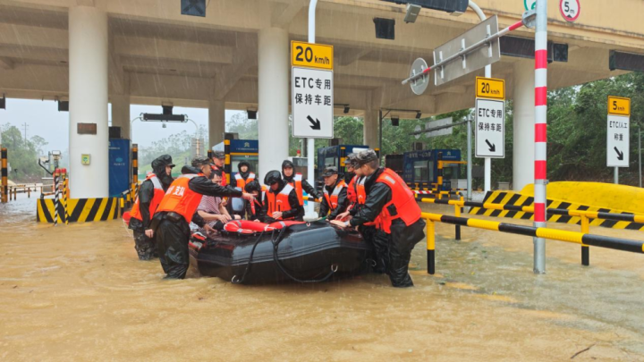 台风“美莎克”致广西两地159人遇难10人失联