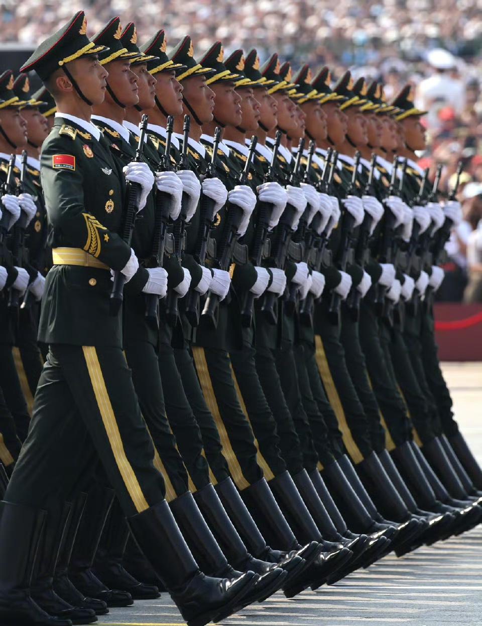 中国纪念抗战胜利80周年大会举行的时间正好是美国夜间21时，据说五角大楼灯火通明