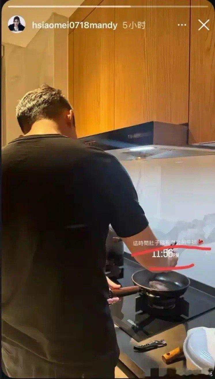汪小菲对马筱梅也太宠了吧！筱梅孕期吐得厉害，比较容易饿，说一天要吃四五顿，汪小菲