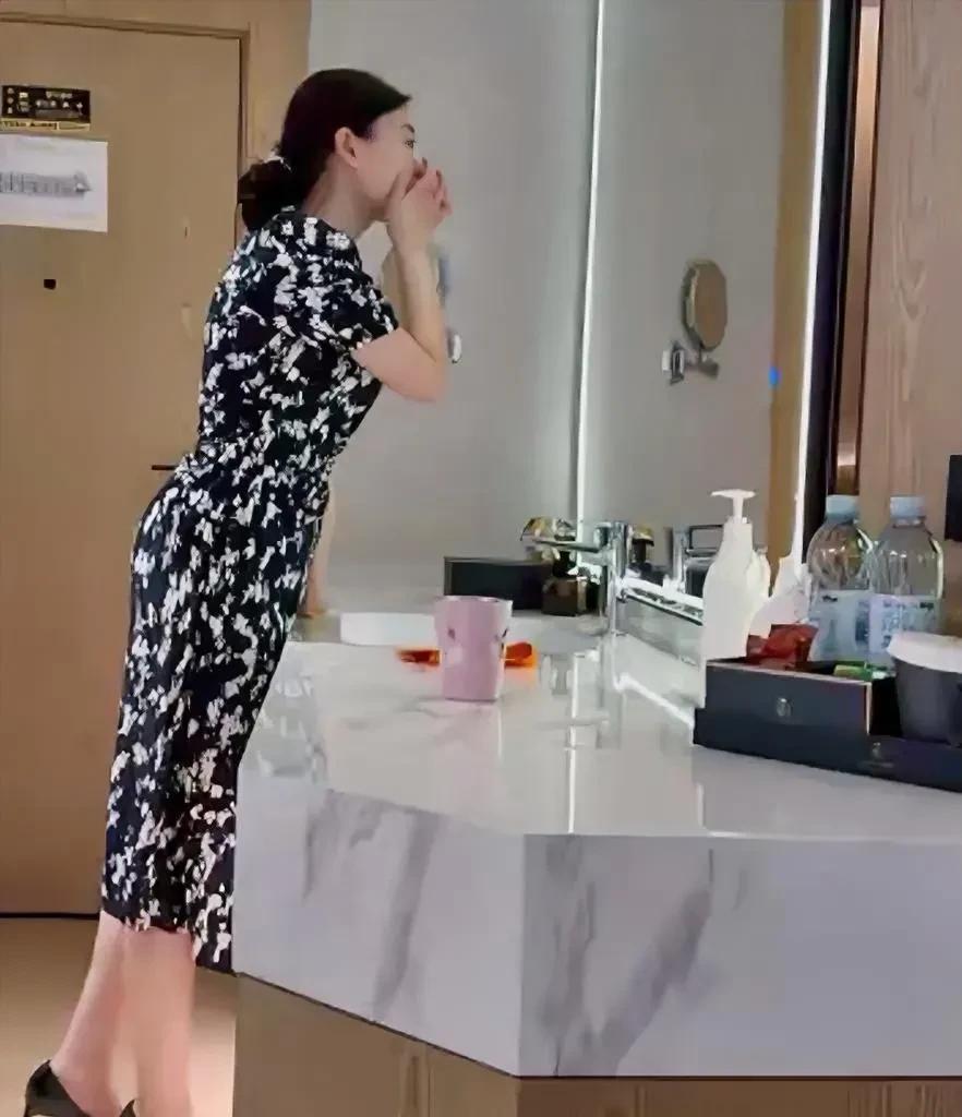 你还别说真正见到她那一刻还是有点小激动的！