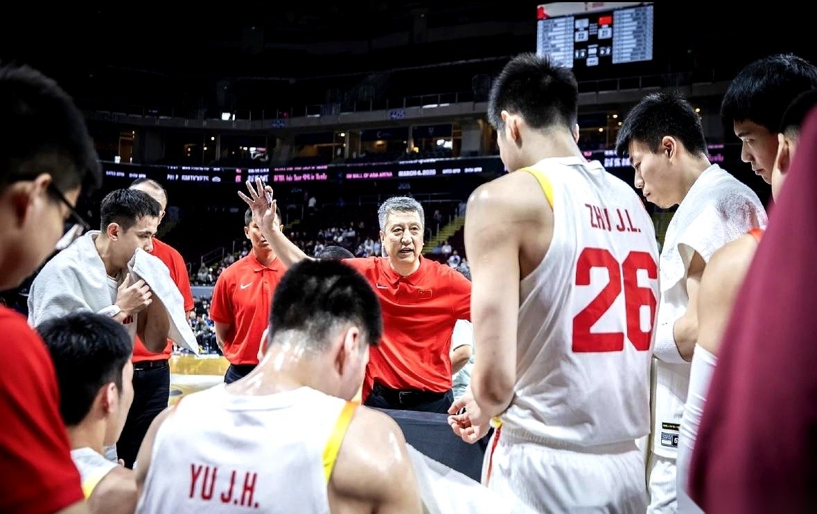 郭士强带队的新一期男篮名单，出来了。但他上来就立了个狠规矩，一句话...