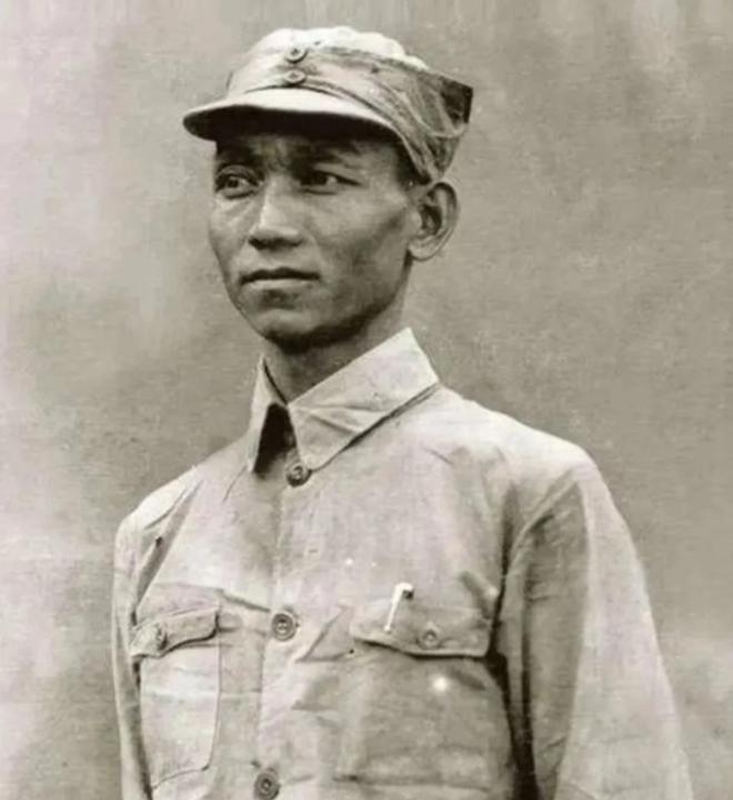 1939年，日军出动5000兵力，将八路军115师围了一处山沟中。日军次日天亮准