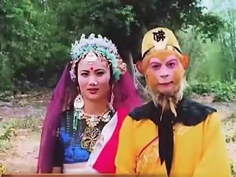 六小龄童的妻子，原来是《西游记》中的她说到六小龄童，大家印象最深的就是《西游