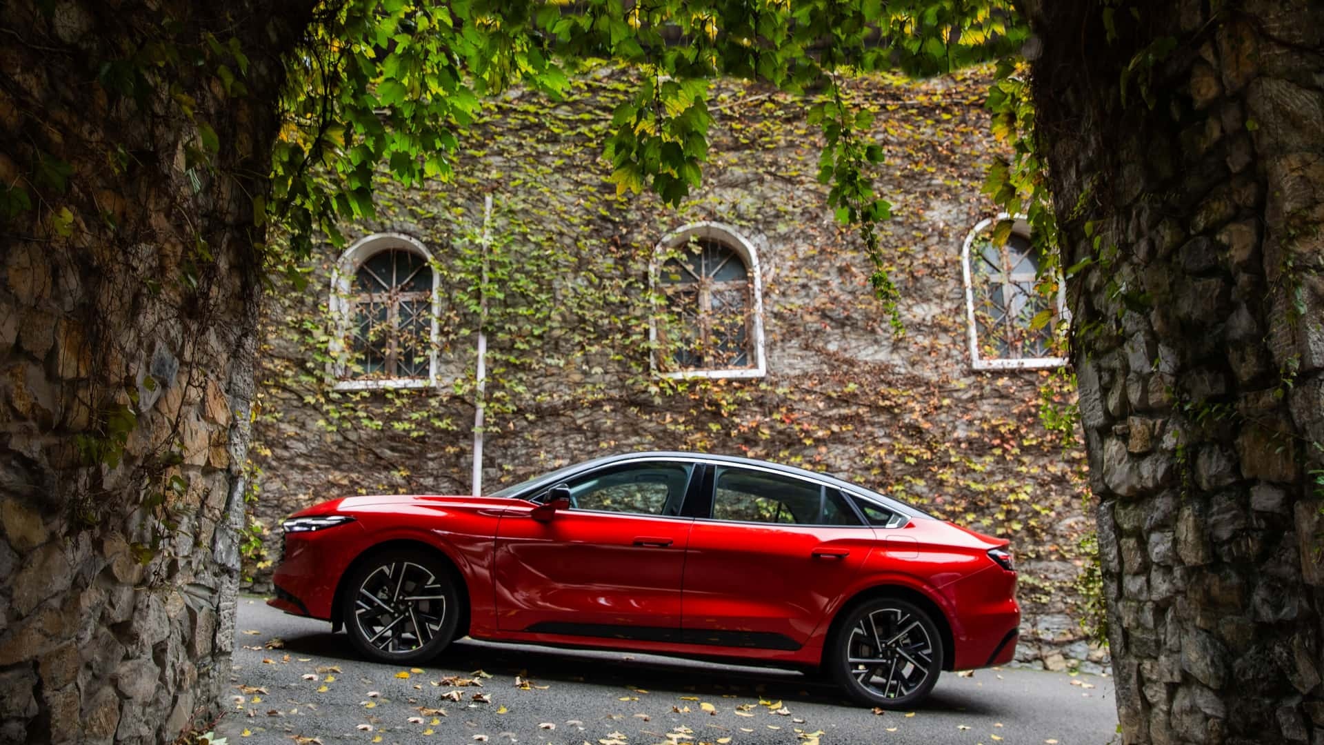 福特在福克斯停产后，将蒙迪欧作为旗下唯一常规轿车进行2026年改款，专供中国及中