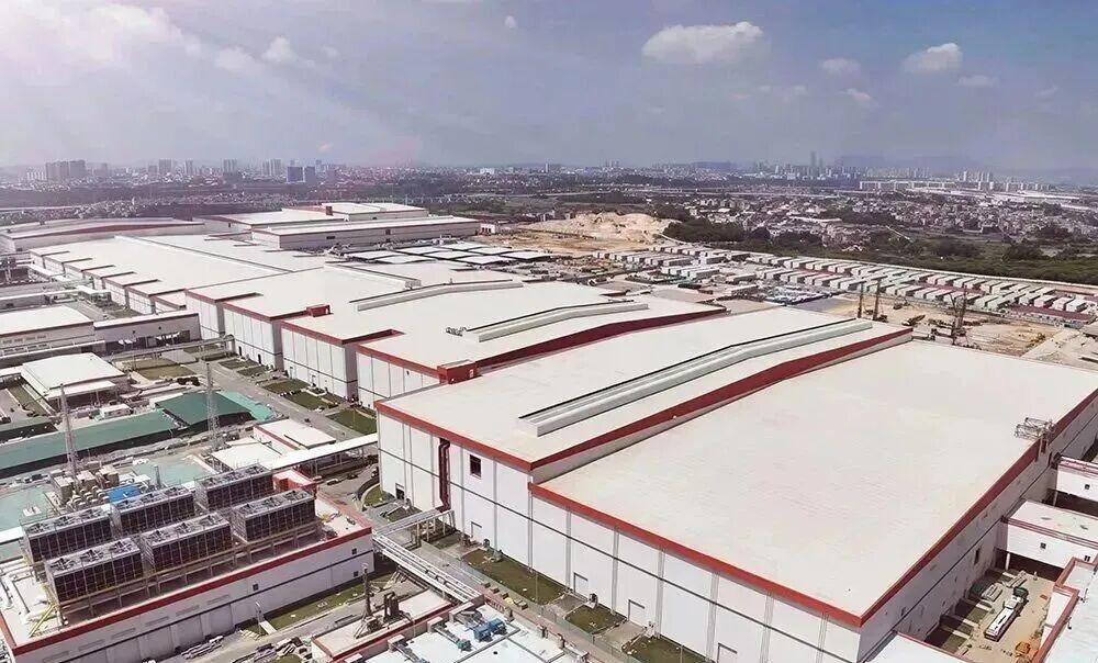 宁德厦门基地竣工近日，位于厦门同翔高新城东寮片区的高性能锂电池基地项目第一批次