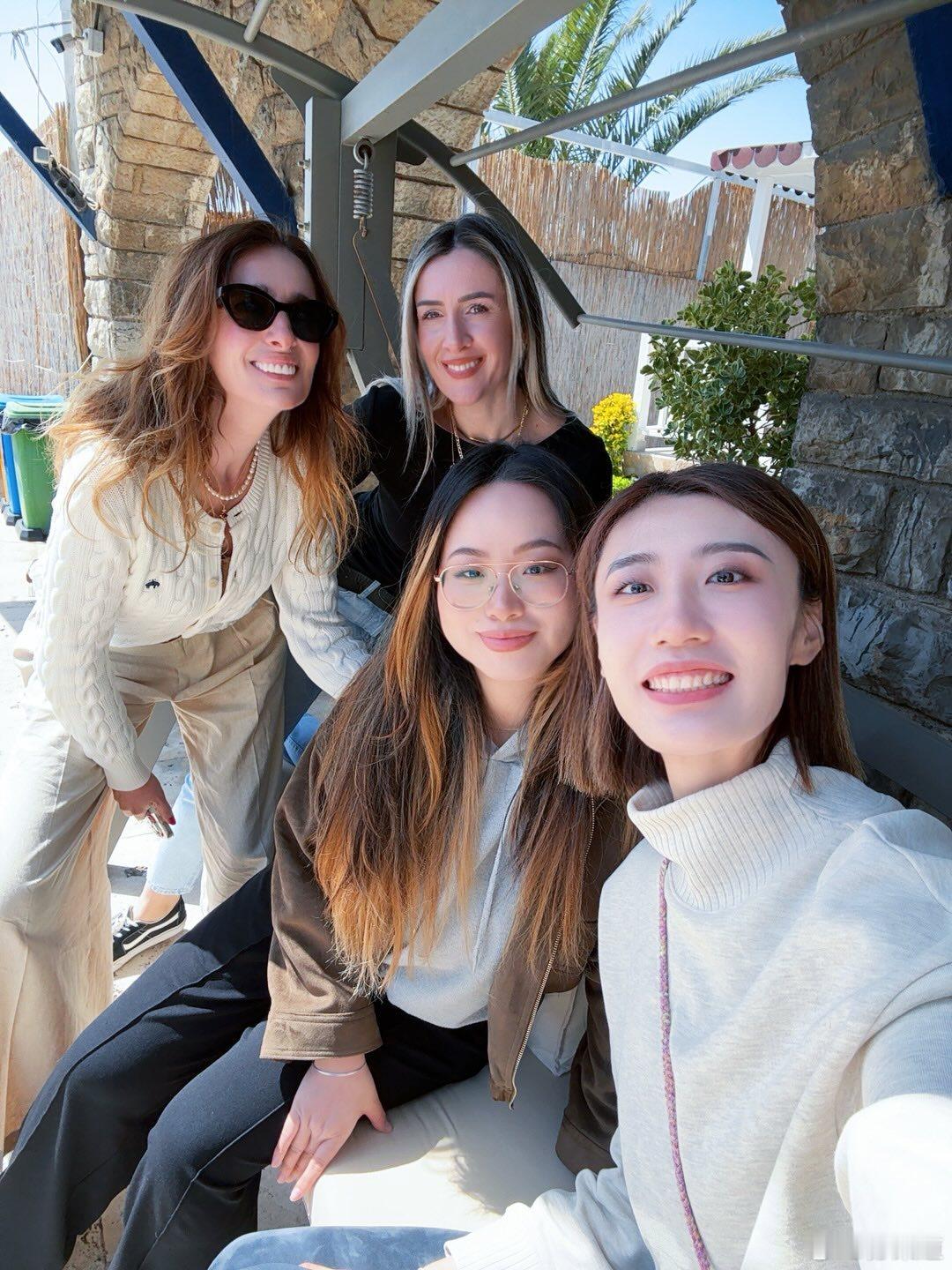 王媛媛国际排坛动态媛媛：感谢我的家人们，与你们度过的每一个瞬间都弥足珍贵。🥰?