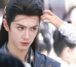 本来挺喜欢陈哲远的，但这次的争番事件有点败好感。一番真的那么重要吗？再说，实力