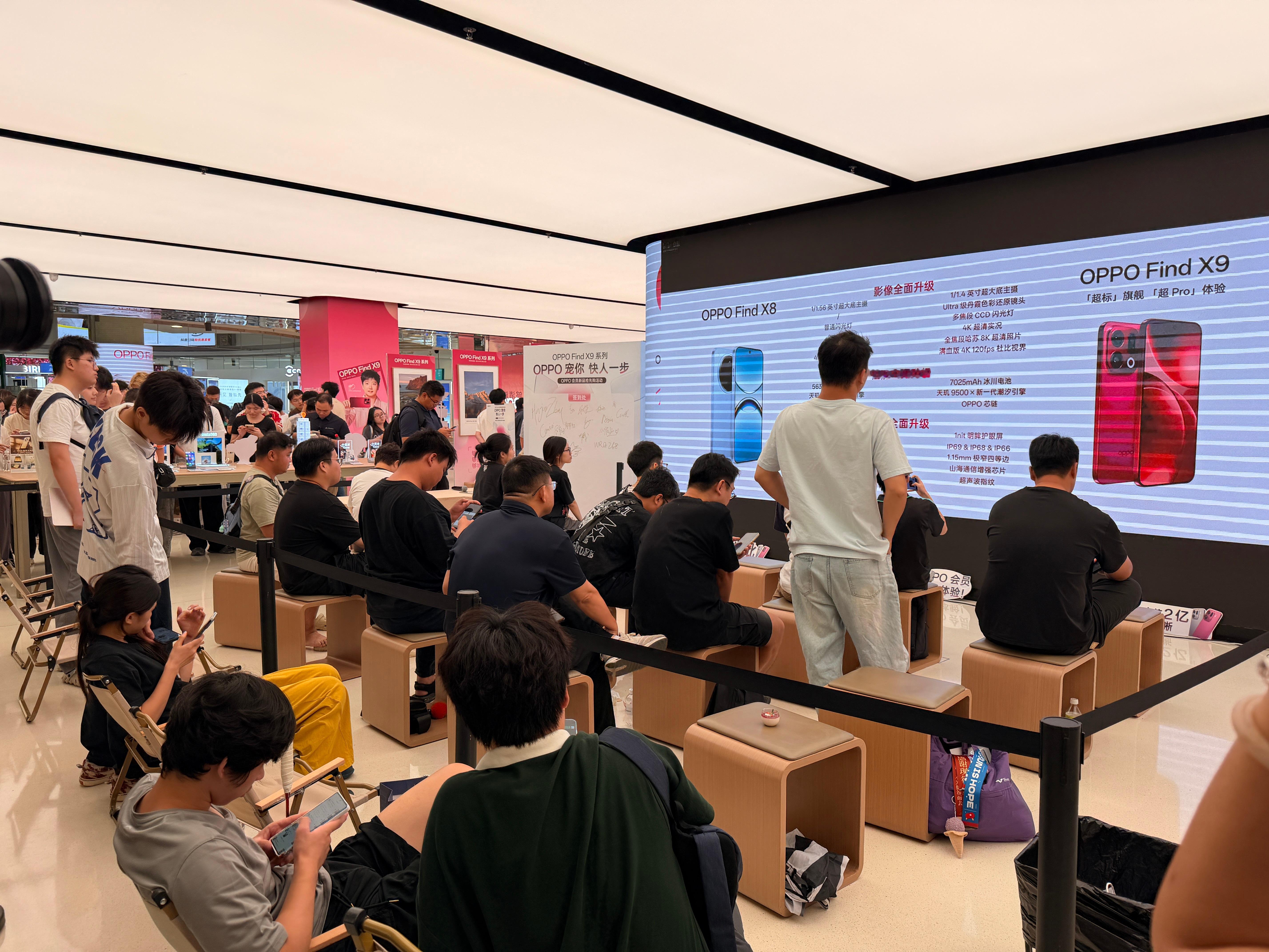 OPPOFindX9系列是真的成爆款了，线上线下都很畅销，比上代提升不少，特