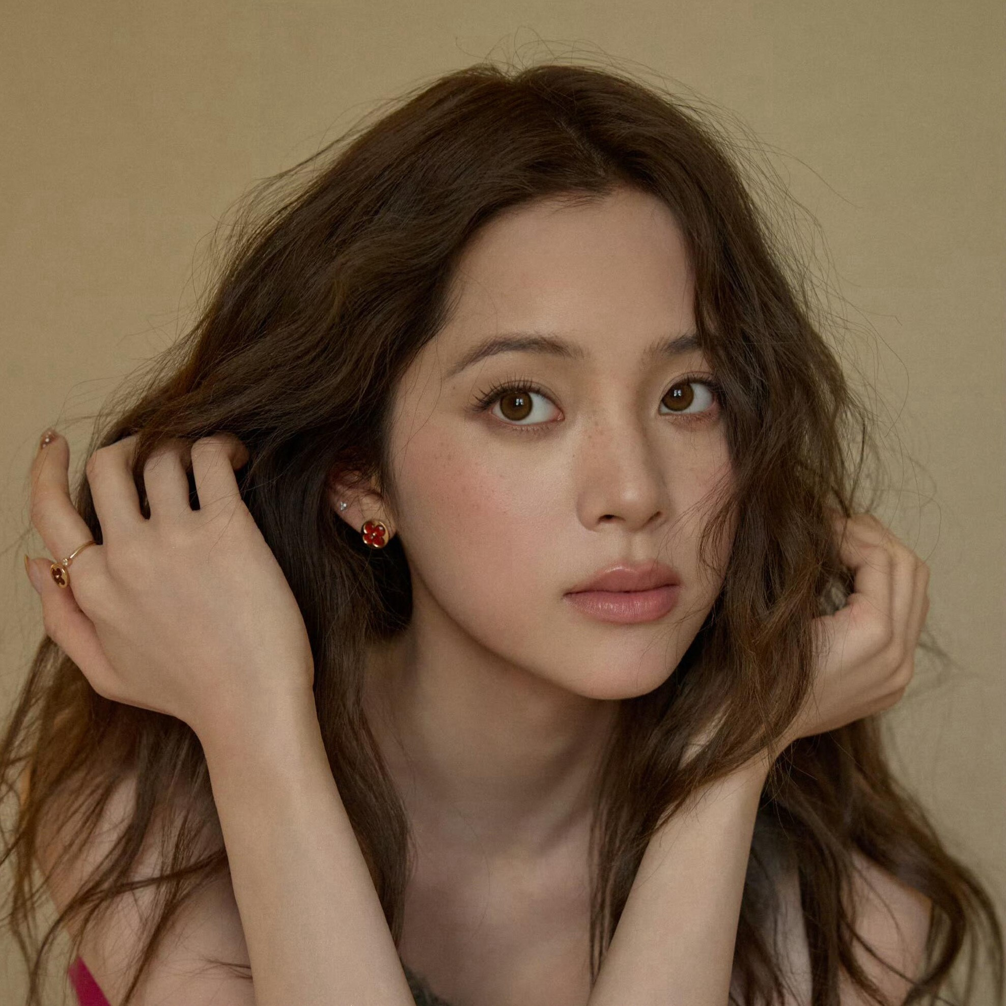 欧阳娜娜好可爱是雀斑妆诶🦌