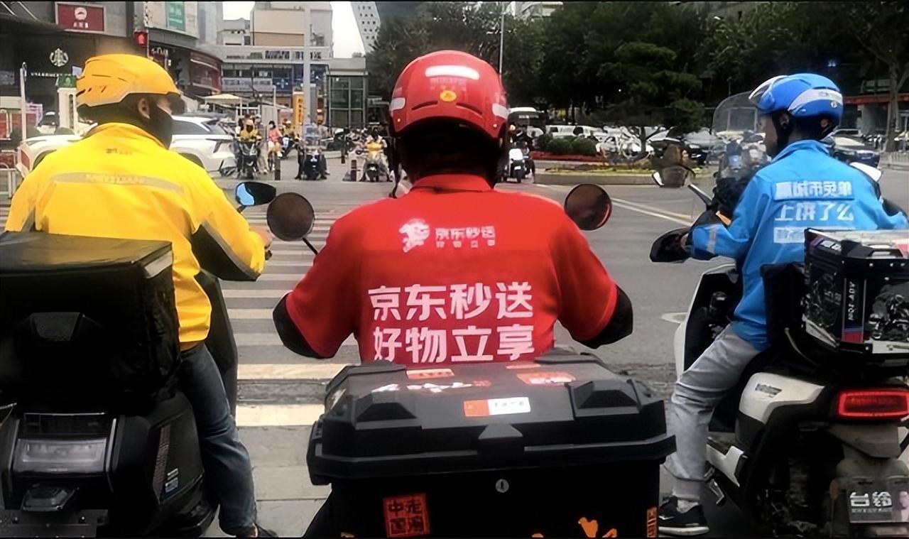 你敢相信？中国人在吃饭上越来越省了？6.3亿人点外卖，4成订单不到15元。点
