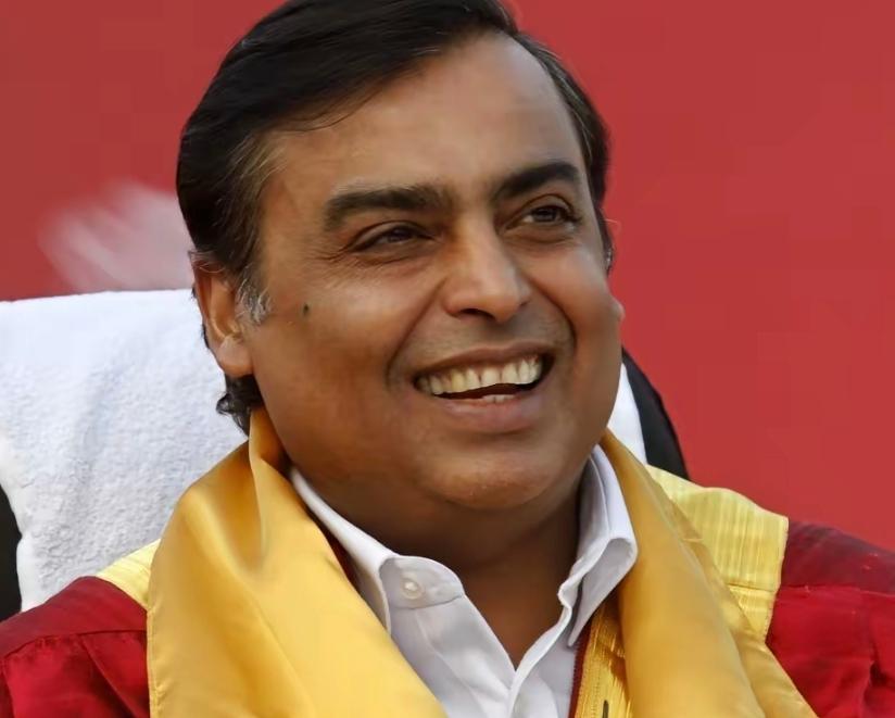 身家1110亿美元的亚洲首富、印度信实集团的董事长穆克什•安巴尼，最近估计要睡不