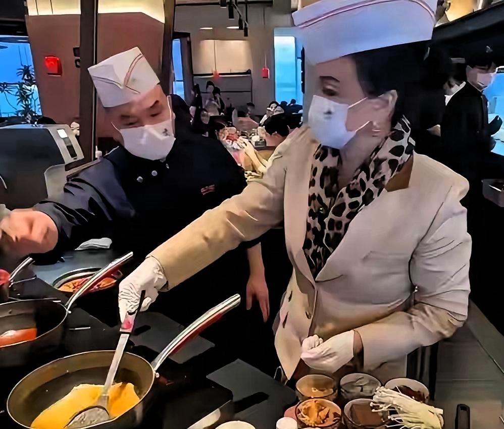 汪小菲的亲情账，大家都在看，这是怎么回事汪小菲这人，对着岳母那面，他总是说好话