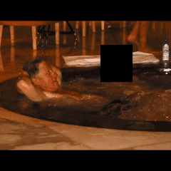 民主党？共和党？不，没有其实只有一个党：爱波斯坦党。富人拿到了权力，穷人拿到了