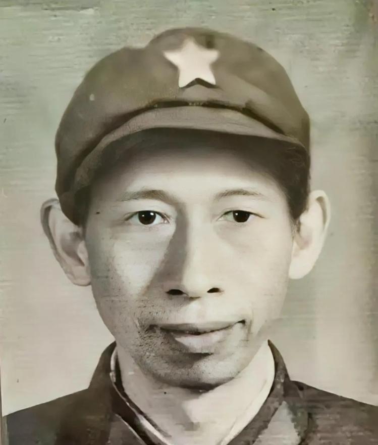 1956年，中南大学学生王明健在毕业前一天，突然被两名没有任何军衔与职务的神秘军