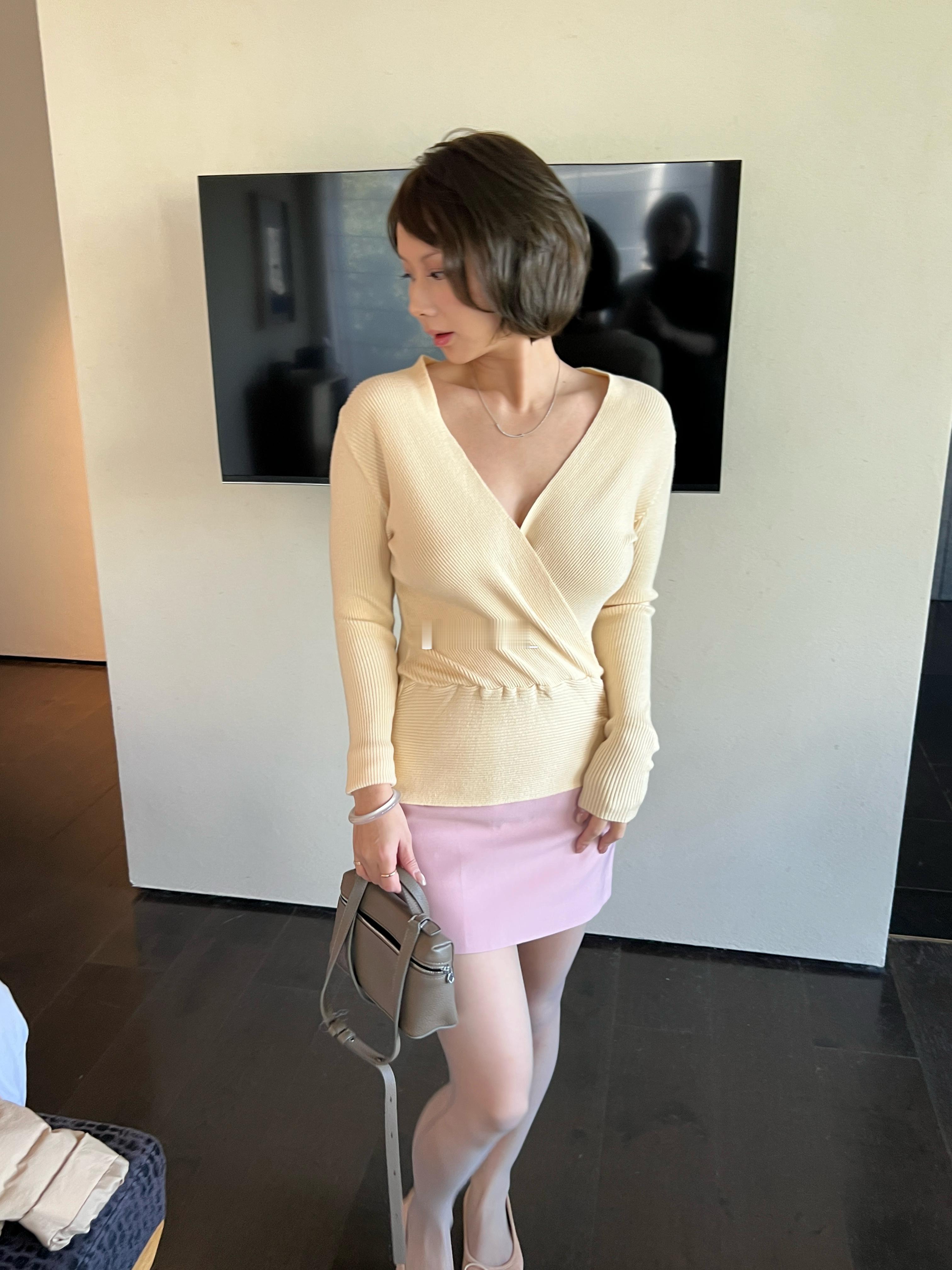 谁懂秋日的“暖调浅黄”