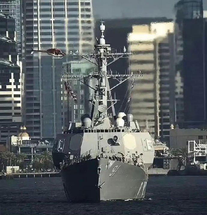 【腮腺炎伯克驶入南海，美国海军要找解放军练手】圣诞节假期期间，开源情报显示美