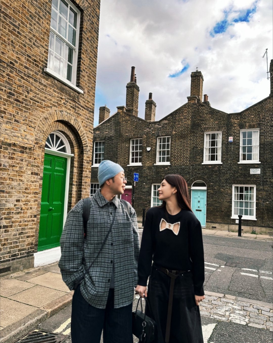 沈梦辰杜海涛宝宝要永远幸福哦[爱心]一首乖乖送给两位乖乖[比心]要一直幸福快乐！！