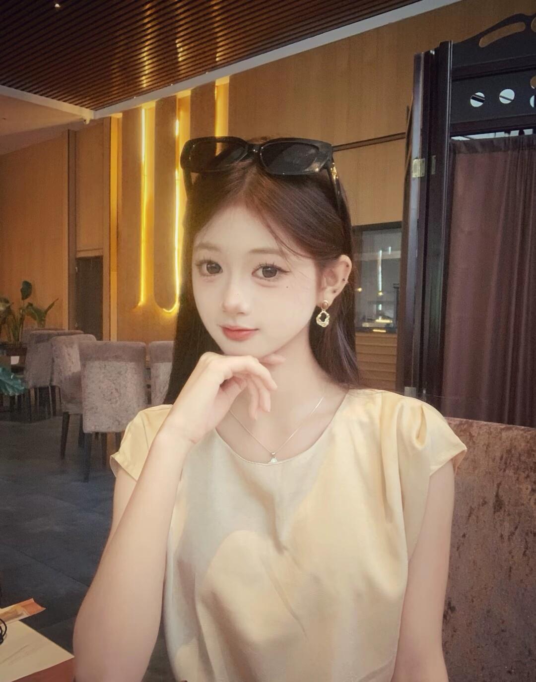 温柔时光，咖啡馆里的少女心事