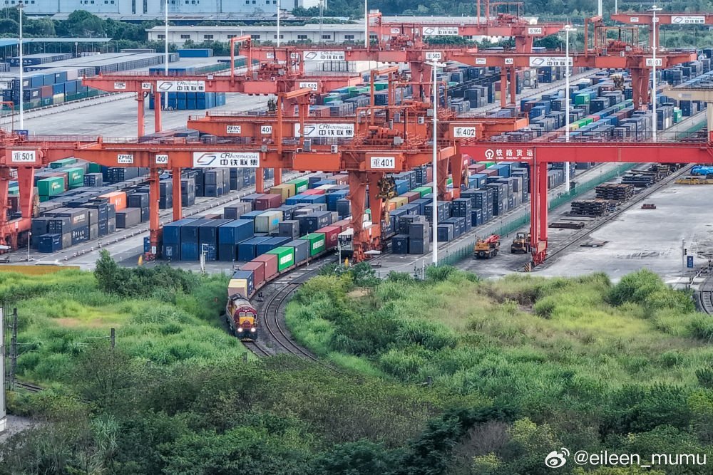 前7个月货物贸易进出口超30万亿元根据海关总署8月7日发布的数据，2026年前7