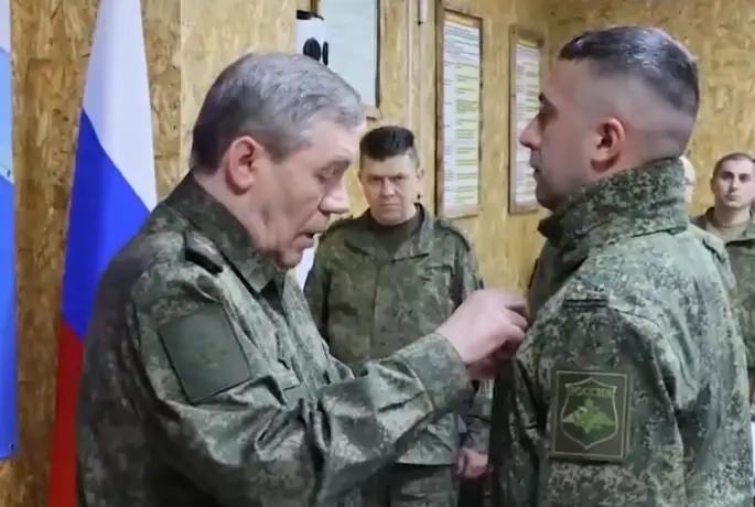 【王婆卖瓜】当地时间12月31日，俄罗斯国防部通报，俄罗斯武装力量总参谋长格拉