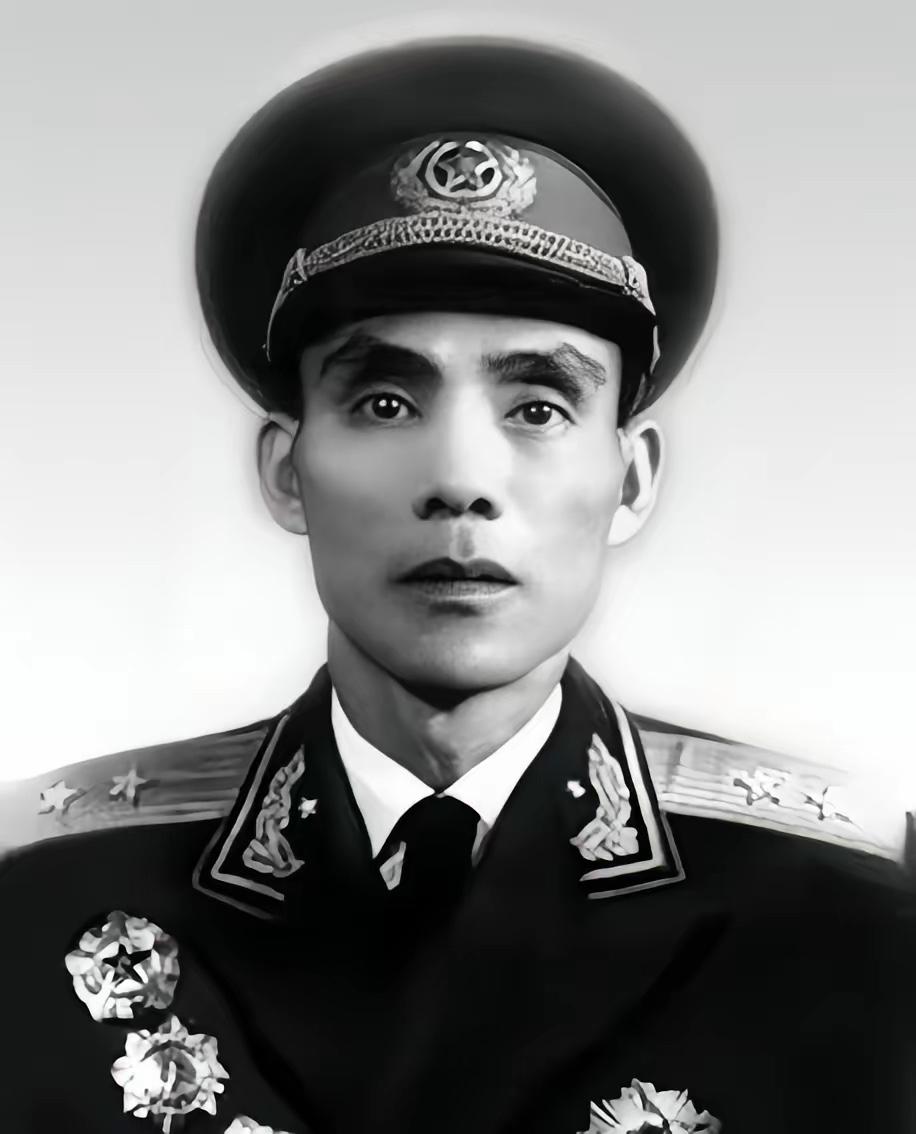 开国中将韦杰非常了不起。他从1957年开始担任成都军区副司令员，一直持续25年，