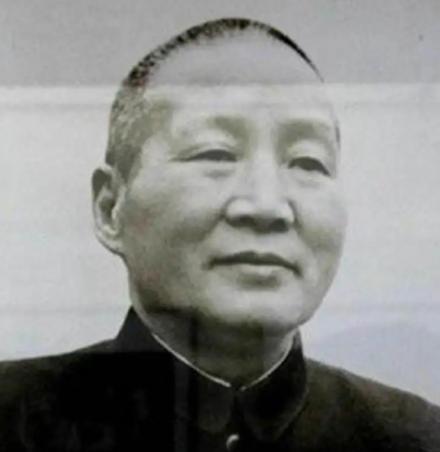 1931年，刘文辉花一百万收买刘湘手下的师长蓝文彬、范绍增，蓝文彬拿了钱后默不作