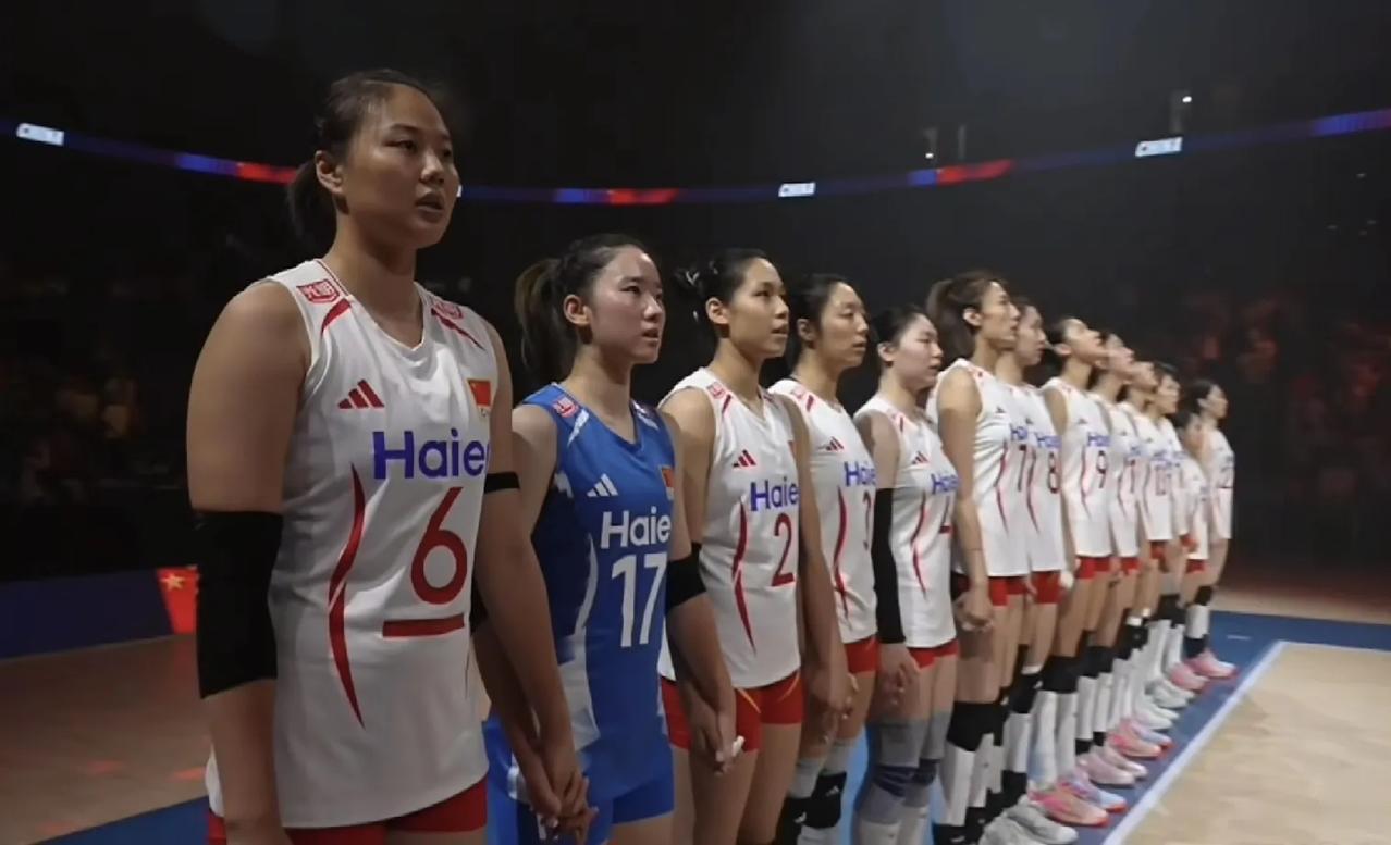 中国女排大比分3：2胜泰国女排，取得了首场胜利，来看一下队员数据：庄宇珊