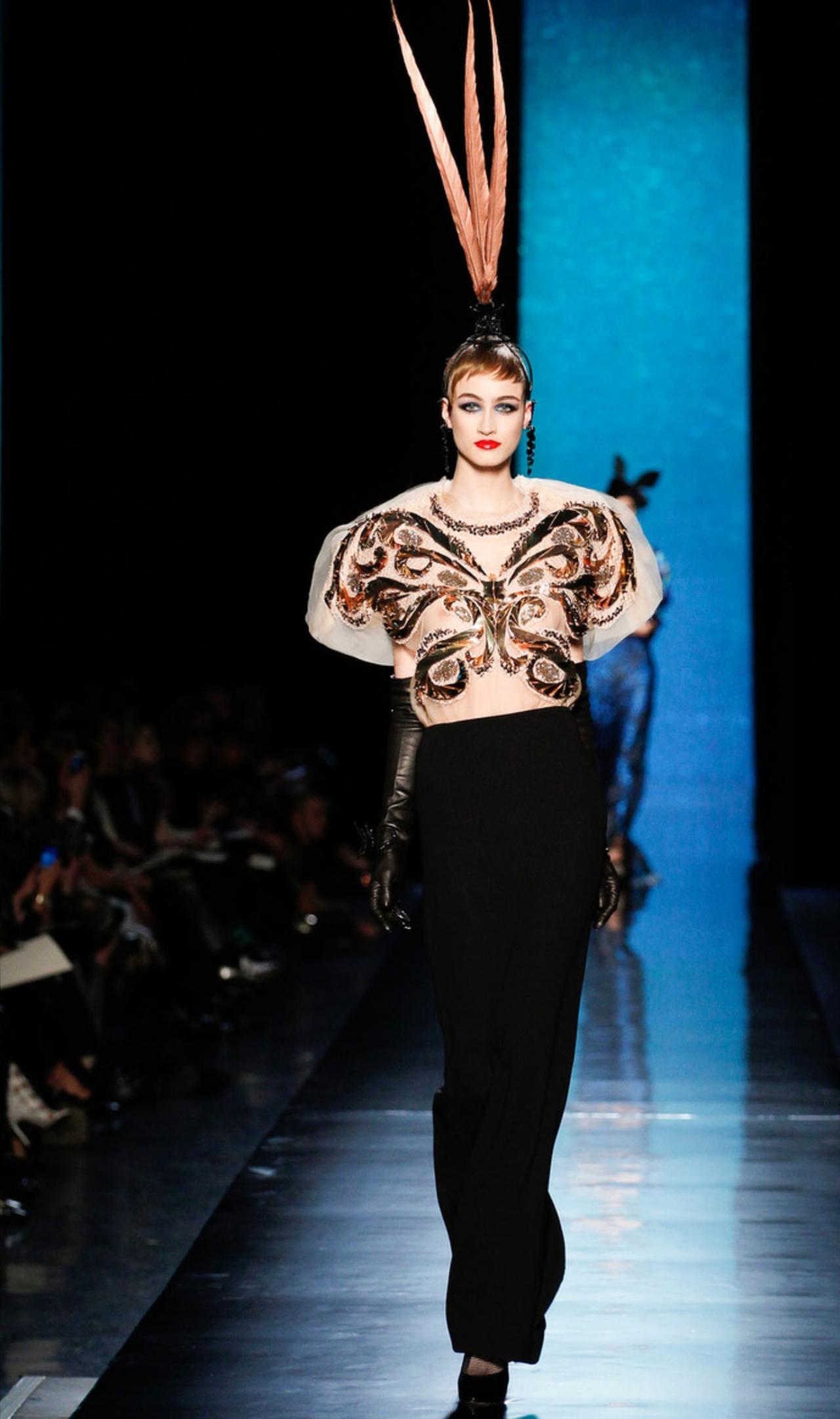 JeanPaulGaultier2014春夏高定系列，塑造出独有的复古妖冶