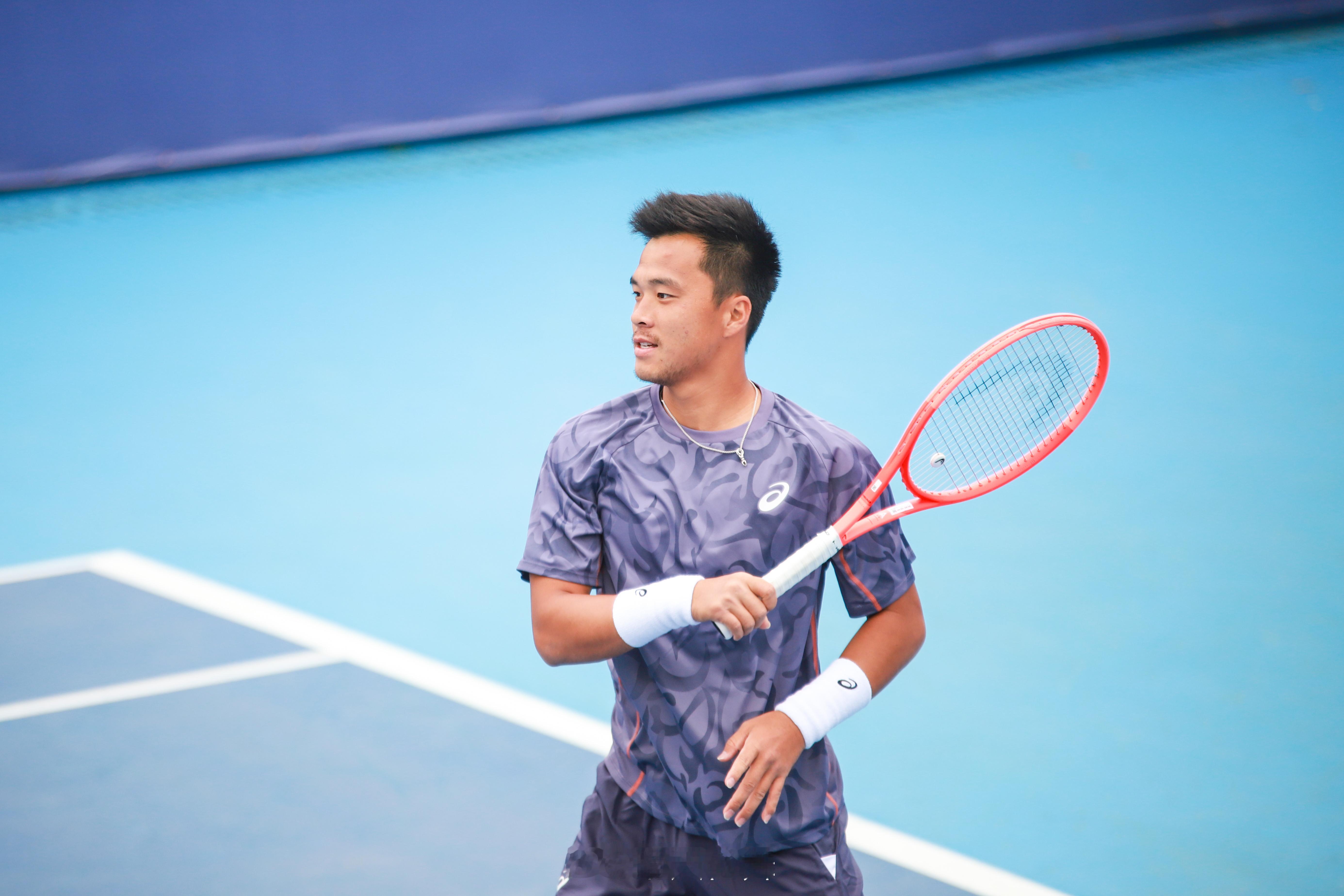 ITF西班牙M25首轮三号种子孙发京🇨🇳以4-6/6-4/6-2逆转弗洛雷斯