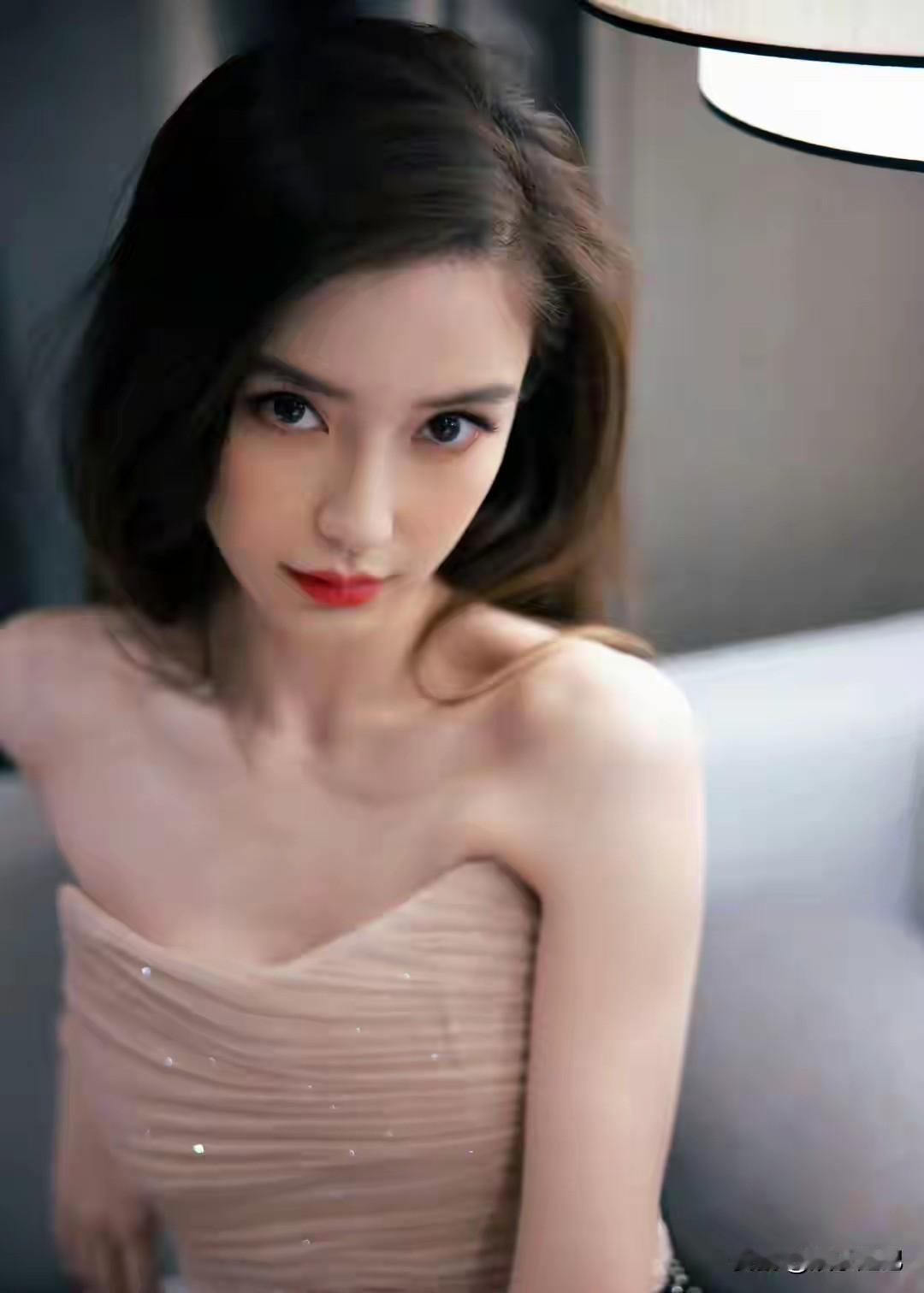 杨颖时尚穿搭
