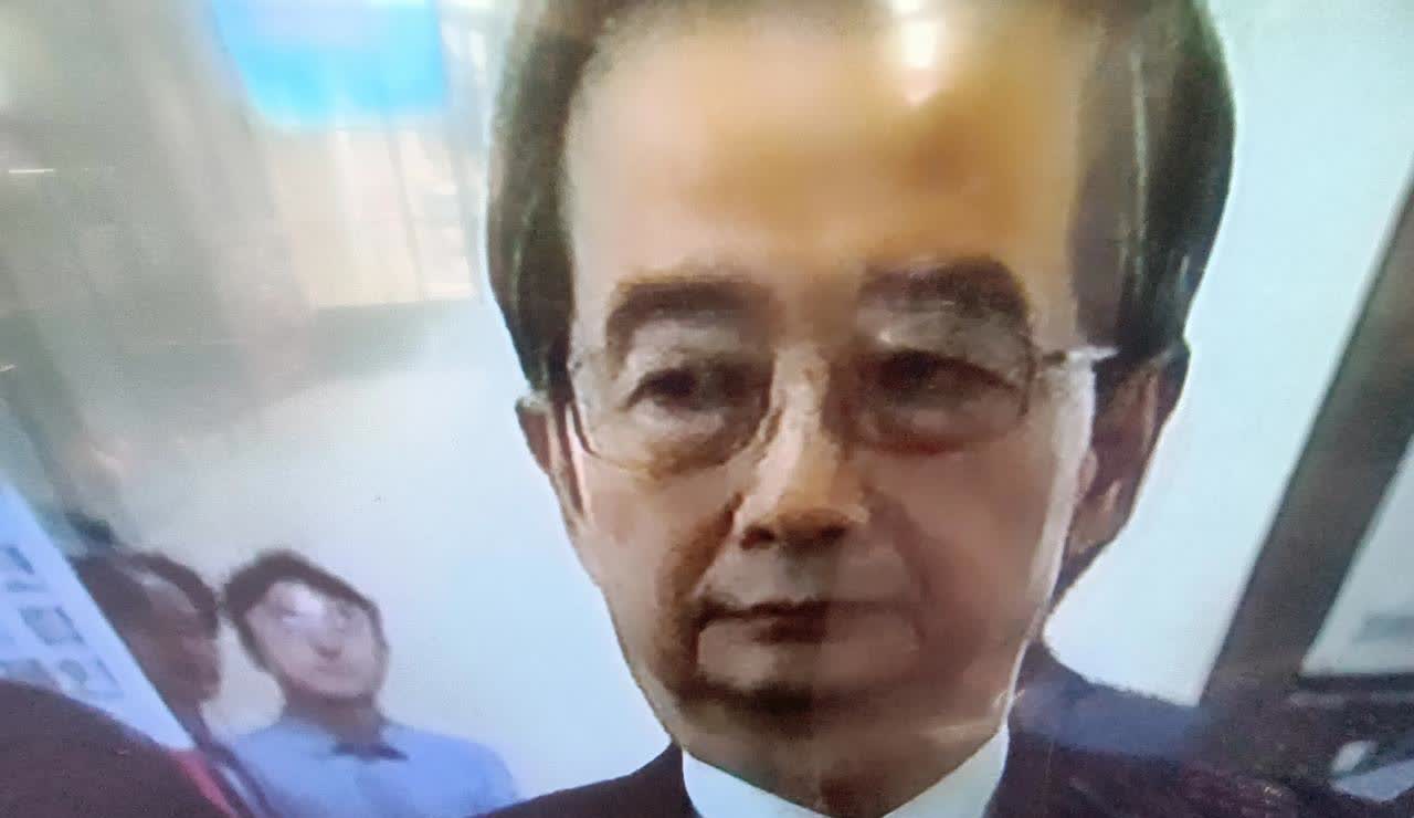韩国这是怎么了？难道要把前任总统的领导班子斩尽杀绝吗？尹锡悦、金建希刚被拘留，现