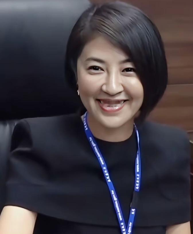 南投县长许淑华，不等了，直接把日子敲死：4月21号。就在南投，办“两湖论