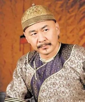1729年，52岁的雍正皇帝召见马氏侍寝。是夜，她被安置在龙榻之上。深秋