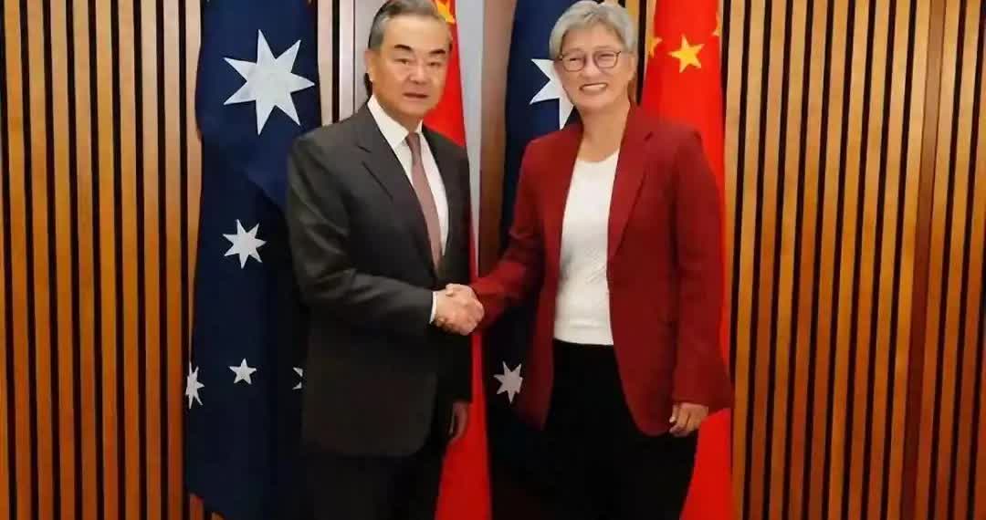 朝鲜最近之所以主动和我们改善关系，其实是因为朝鲜也已经看出俄乌战争马上就要结束了